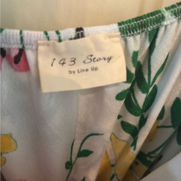 1.4.3. Story by Line Up Floral Off-Shoulder Maxi Dress - Picture 4 of 4